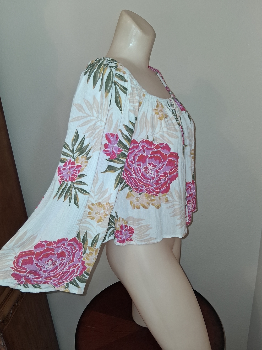 Billabong Flowy Floral Peasant Top